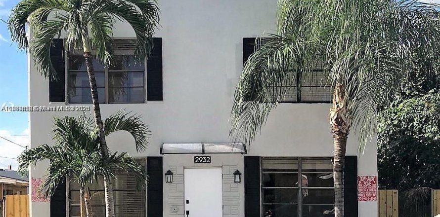 Villa ou maison à Miami, Floride 1 chambre, 55.74 m2 № 1929566