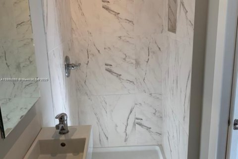 Villa ou maison à louer à Miami, Floride: 1 chambre, 55.74 m2 № 1929566 - photo 7