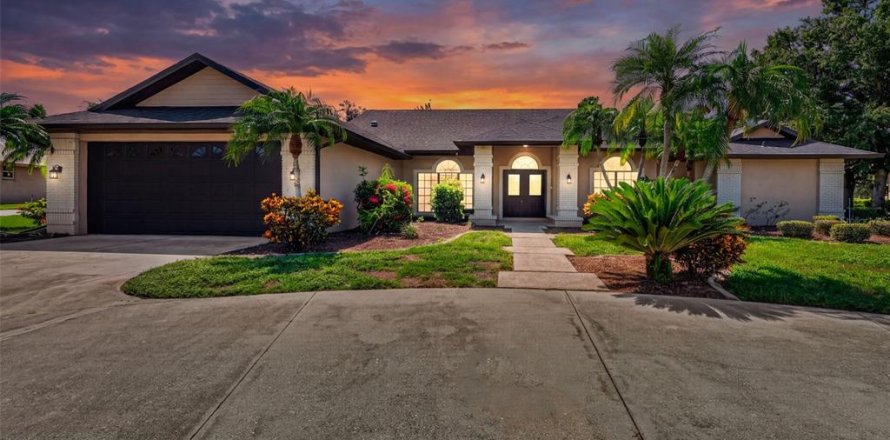 Casa en Parrish, Florida 3 dormitorios, 277.31 m2 № 2210259