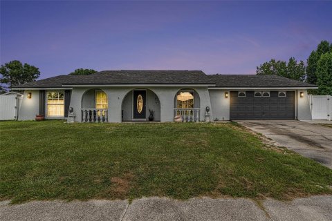 Villa ou maison à vendre à Tampa, Floride: 3 chambres, 134.62 m2 № 1850183 - photo 1