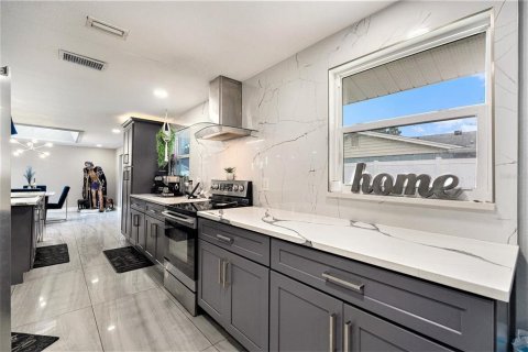 Casa en venta en Tampa, Florida, 3 dormitorios, 134.62 m2 № 1850183 - foto 21