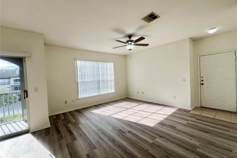 Condominio en alquiler en Temple Terrace, Florida, 1 dormitorio, 77.48 m2 № 1905516 - foto 18