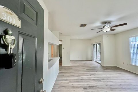 Condominio en alquiler en Temple Terrace, Florida, 1 dormitorio, 77.48 m2 № 1905516 - foto 22