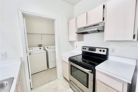 Condominio en alquiler en Temple Terrace, Florida, 1 dormitorio, 77.48 m2 № 1905516 - foto 7