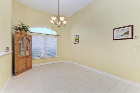 House in Punta Gorda, Florida 3 bedrooms, 230.58 sq.m. № 1717590 - photo 10