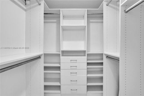 Condominio en venta en Miami, Florida, 3 dormitorios, 133.04 m2 № 1897678 - foto 9