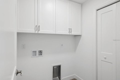 Condo in Clearwater, Florida, 3 bedrooms  № 2103635 - photo 30