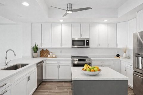 Condo in Clearwater, Florida, 3 bedrooms  № 2103635 - photo 3