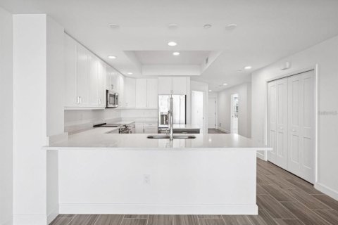 Condo in Clearwater, Florida, 3 bedrooms  № 2103635 - photo 12