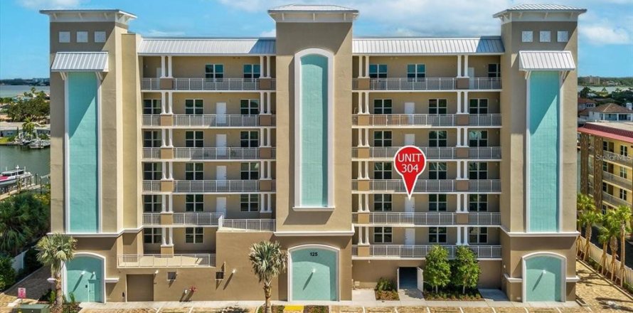 Condo in Clearwater, Florida, 3 bedrooms  № 2103635