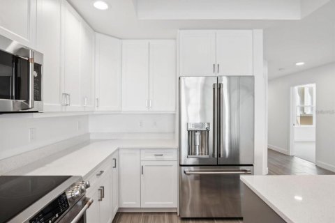 Condo in Clearwater, Florida, 3 bedrooms  № 2103635 - photo 6