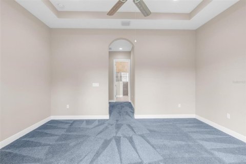 House in DeLand, Florida 3 bedrooms, 188.03 sq.m. № 2124751 - photo 15