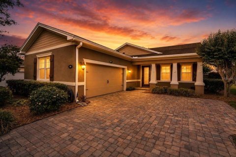 Villa ou maison à DeLand, Floride 3 chambres, 188.03 m2 № 2124751