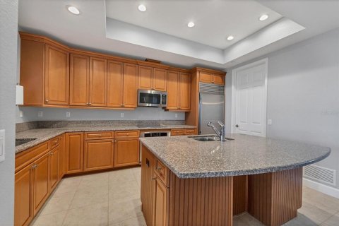 Townhouse in Placida, Florida 4 bedrooms, 213.3 sq.m. № 1523758 - photo 13