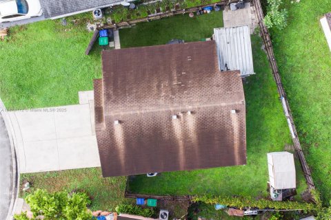 Villa ou maison à vendre à Miramar, Floride: 3 chambres, 95.6 m2 № 2013597 - photo 22