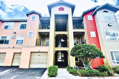 Condominio en alquiler en Kissimmee, Florida, 2 dormitorios, 95.32 m2 № 1879648 - foto 1