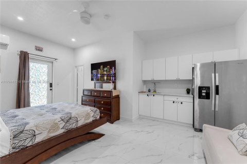 House in Homestead, Florida 4 bedrooms, 273.5 sq.m. № 1937162 - photo 27