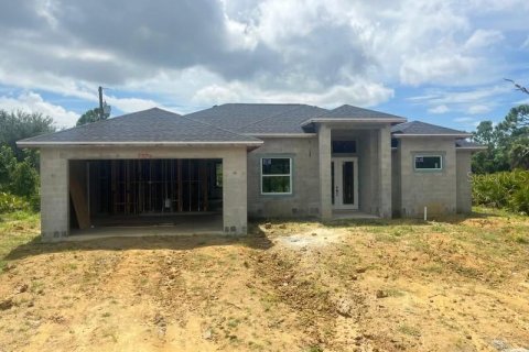 House in Port Charlotte, Florida 4 bedrooms, 184.13 sq.m. № 1916939 - photo 4