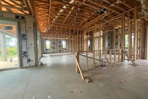 House in Port Charlotte, Florida 4 bedrooms, 184.13 sq.m. № 1916939 - photo 11