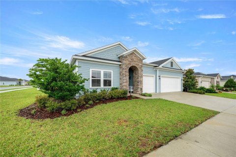 Casa en Ocala, Florida 4 dormitorios, 250.09 m2 № 2266705