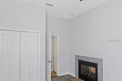 House in New Port Richey, Florida 4 bedrooms, 232.44 sq.m. № 1616796 - photo 21