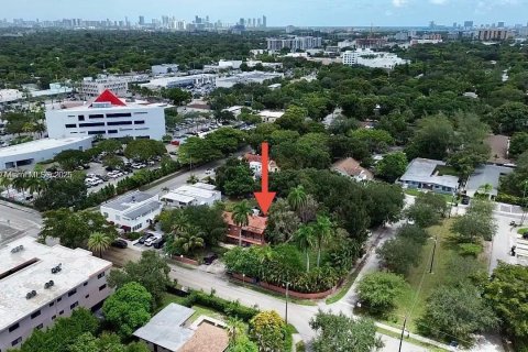 Casa en alquiler en North Miami, Florida, 2 dormitorios, 99.87 m2 № 1947641 - foto 21