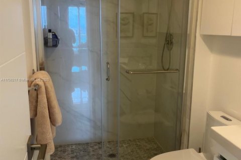 Снять в аренду кондоминиум в Санни-Айлс-Бич, Флорида 2 спальни, 141.3м2, № 1958784 - фото 22