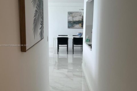 Снять в аренду кондоминиум в Санни-Айлс-Бич, Флорида 2 спальни, 141.3м2, № 1958784 - фото 15