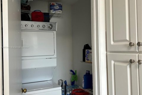 Купить кондоминиум в Майами, Флорида 2 спальни, 134.71м2, № 2034866 - фото 11