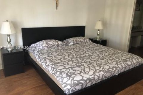 Condominio en venta en Aventura, Florida, 2 dormitorios, 126.44 m2 № 2153022 - foto 17