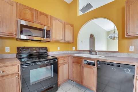 House in Kissimmee, Florida 3 bedrooms, 114.08 sq.m. № 1873778 - photo 11