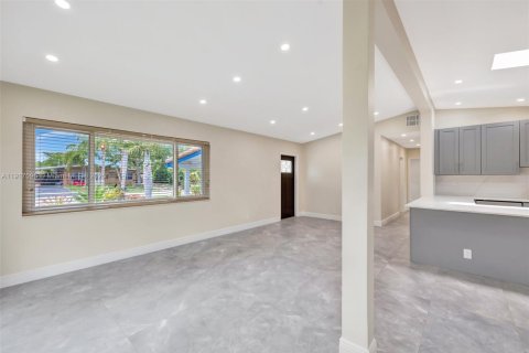 Villa ou maison à vendre à Fort Lauderdale, Floride: 3 chambres, 136.85 m2 № 1973732 - photo 7