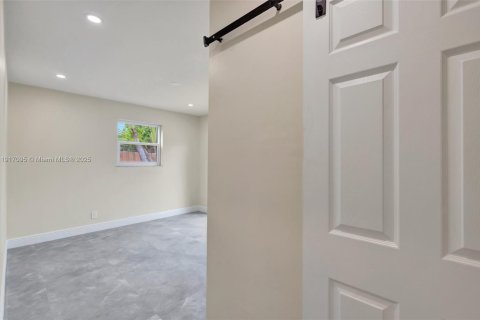 Villa ou maison à vendre à Fort Lauderdale, Floride: 3 chambres, 136.85 m2 № 1973732 - photo 19
