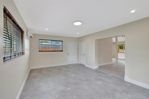 Villa ou maison à vendre à Fort Lauderdale, Floride: 3 chambres, 136.85 m2 № 1973732 - photo 15