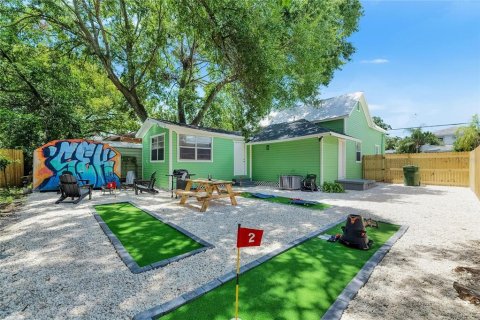 House in Tampa, Florida 3 bedrooms, 101.91 sq.m. № 2151281 - photo 24