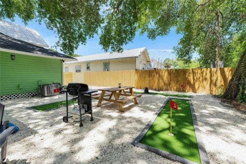 House in Tampa, Florida 3 bedrooms, 101.91 sq.m. № 2151281 - photo 27