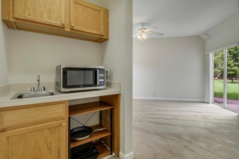 Copropriété à louer à Port St. Lucie, Floride: 1 chambre, 37.16 m2 № 2411946 - photo 6