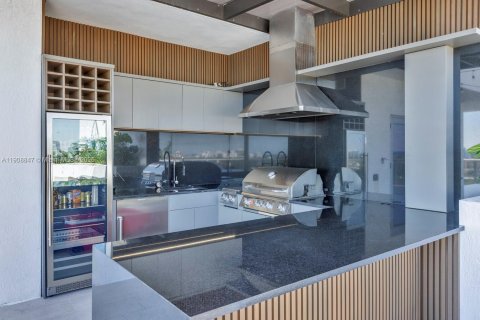 Condominio en venta en Fort Lauderdale, Florida, 4 dormitorios, 356 m2 № 1965420 - foto 13