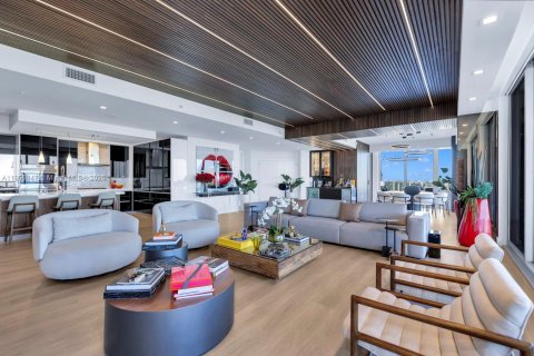 Condominio en venta en Fort Lauderdale, Florida, 4 dormitorios, 356 m2 № 1965420 - foto 27