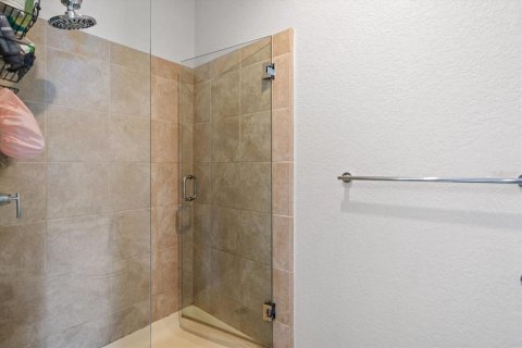 Condo in Orlando, Florida, 2 bedrooms  № 1747373 - photo 23