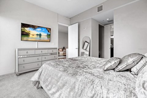 Condo in Orlando, Florida, 2 bedrooms  № 1747373 - photo 21