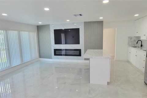 Villa ou maison à vendre à Miami Gardens, Floride: 3 chambres, 127.09 m2 № 1951218 - photo 6
