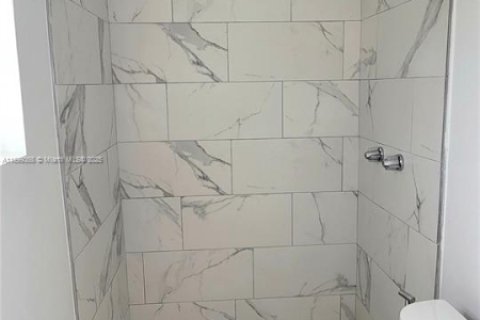 Villa ou maison à vendre à Miami Gardens, Floride: 3 chambres, 127.09 m2 № 1951218 - photo 28