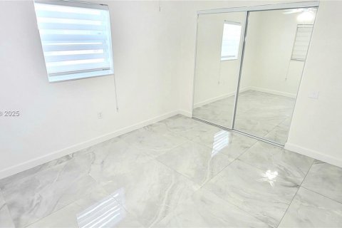 Villa ou maison à vendre à Miami Gardens, Floride: 3 chambres, 127.09 m2 № 1951218 - photo 19