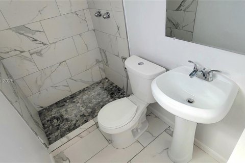 Villa ou maison à vendre à Miami Gardens, Floride: 3 chambres, 127.09 m2 № 1951218 - photo 27