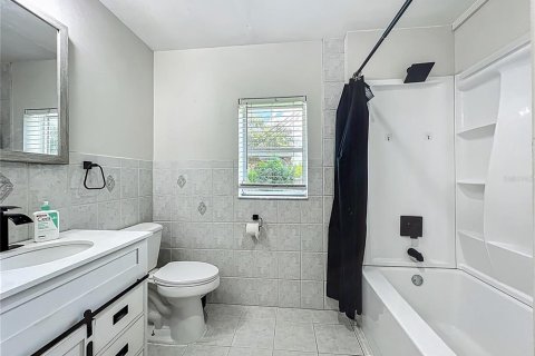 Villa ou maison à vendre à Sanford, Floride: 2 chambres, 78.04 m2 № 2310026 - photo 6