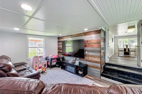 Villa ou maison à vendre à Sanford, Floride: 2 chambres, 78.04 m2 № 2310026 - photo 8