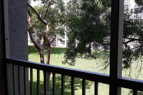 Copropriété à vendre à Coral Springs, Floride: 1 chambre, 77.57 m2 № 2185685 - photo 24