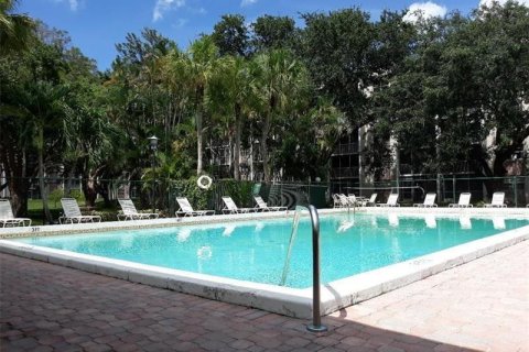 Copropriété à vendre à Coral Springs, Floride: 1 chambre, 77.57 m2 № 2185685 - photo 25