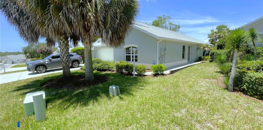 Villa ou maison à Beverly Hills, Floride 3 chambres, 181.72 m2 № 2209619
